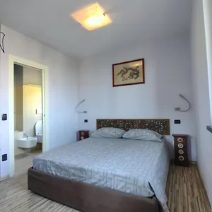 Aminta , Bergamo Italia